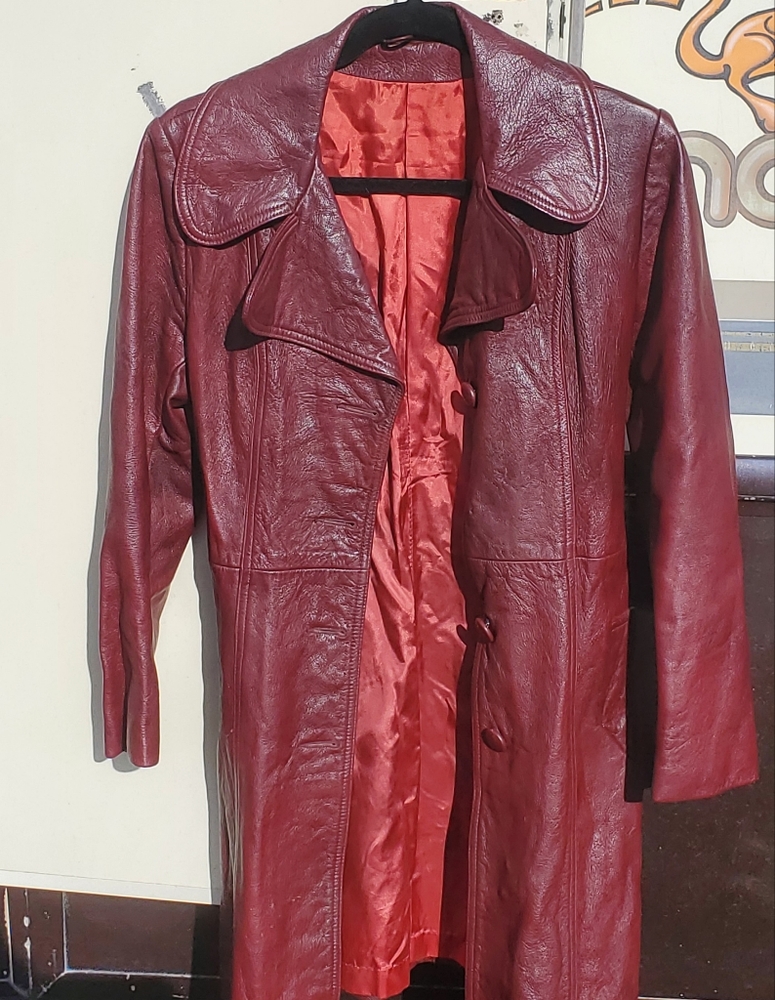 Vintage New England Sportswear Company Leather Coat. Small